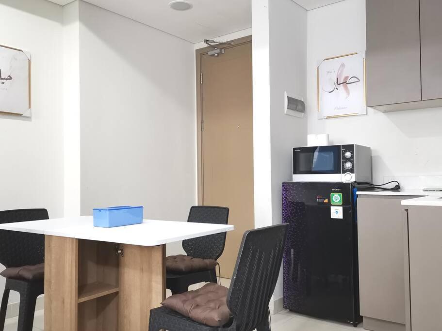 Pik Family 2 Bedroom, 5 Beds & Balcony Best View Jakarta Eksteriør billede